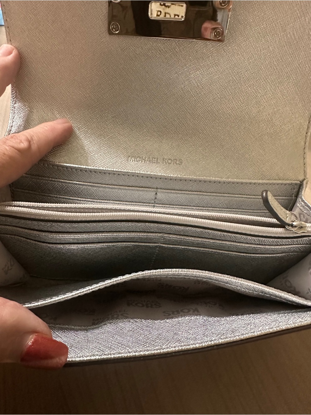 Michael Kors Silver Metallic Turn-Lock Wallet - Picture 6 of 7